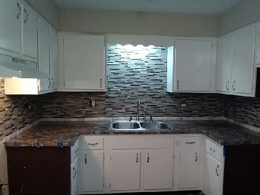 Colonial — Photo 3