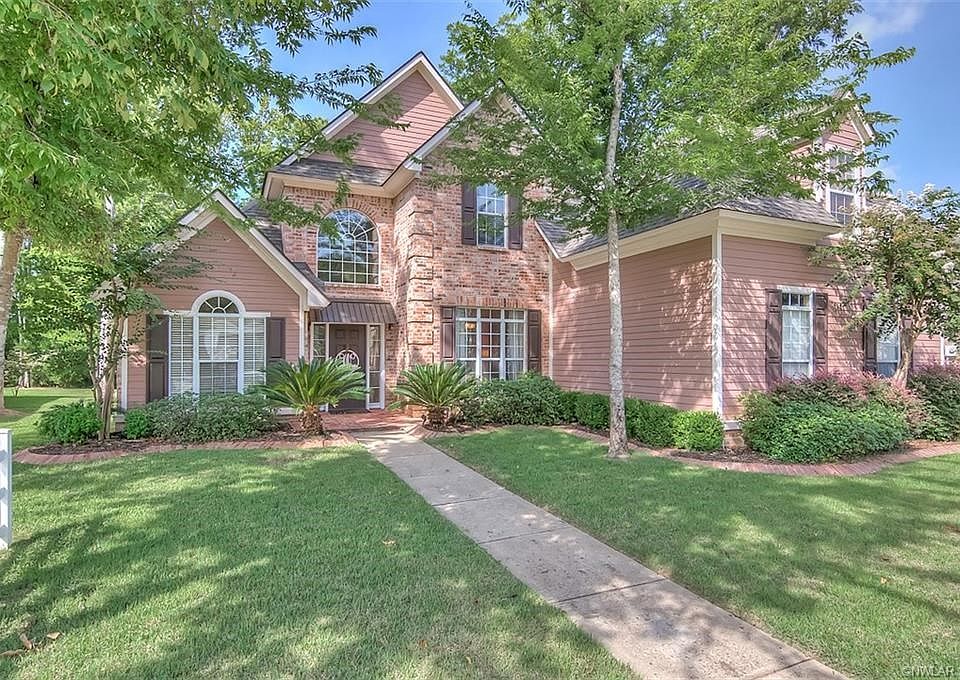 618 Buckhead Circle - Gorgeous home in the neighborhood of Charleston Court in gated Twelve Oaks in Shreveport!