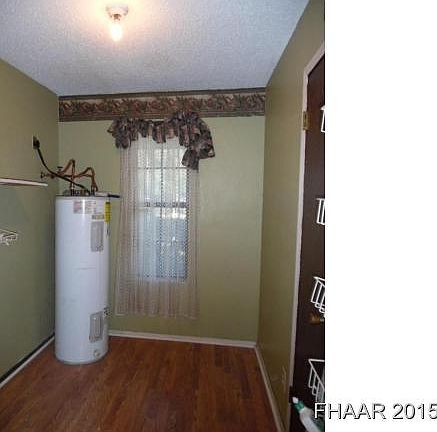 5th image of 2107 Nimitz Dr