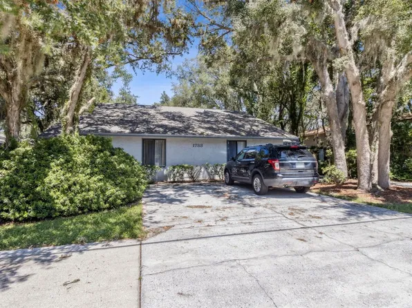 1733 Jasmine St, Fernandina Beach, FL 32034