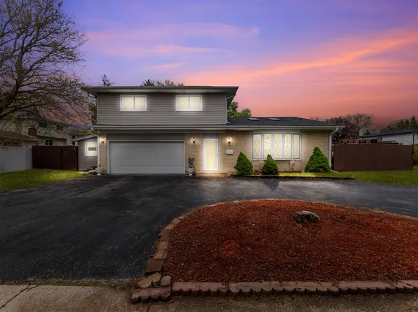 409 Hillcrest Ln, Lombard, IL 60148