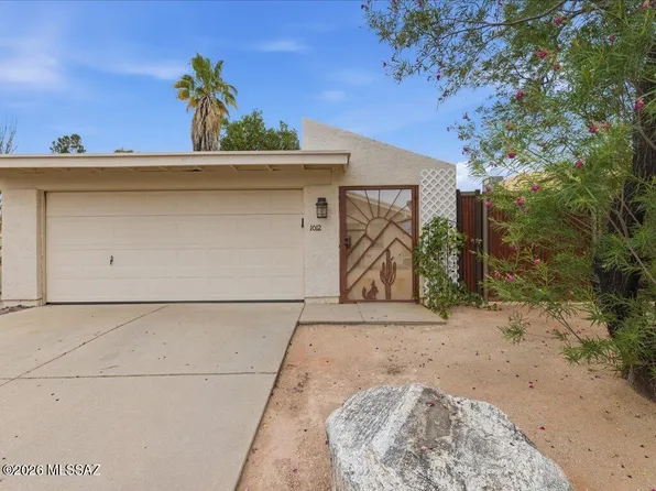 1012 N Constitution Dr, Tucson, AZ 85748