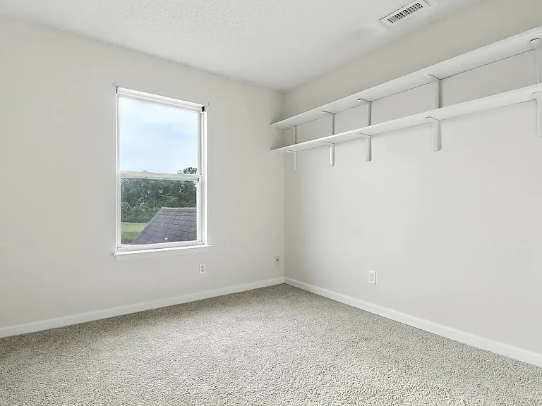 2433 Harvest Moon Dr — Photo 13