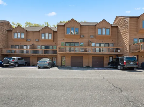 44 Tolland Avenue APT 60, Stafford, CT 06076