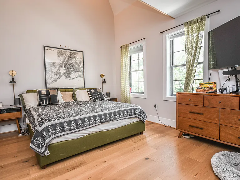 1368 Randolph St NW — Photo 29