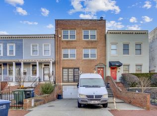 724 7th St SE APT 5, Washington, DC 20003