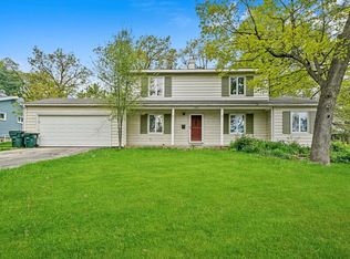 1020 Bishop St, Antioch, IL