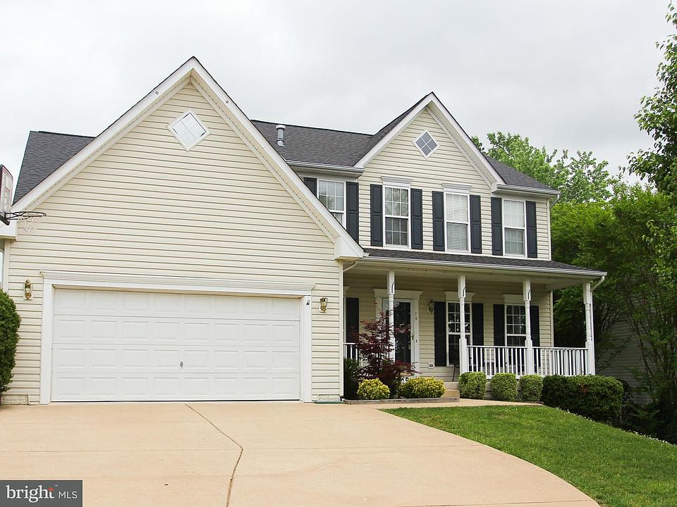 1st image of 76 Newbury Dr
