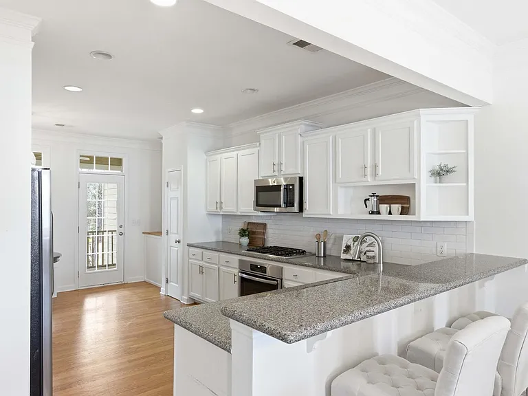 124 Palm Cove Way — Photo 17