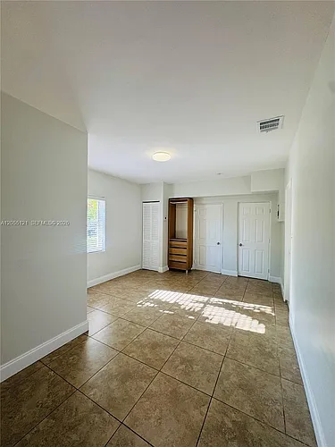 2816 Pine Tree Dr #3 Photo 1