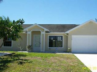 700 SW Hamberland Ave, Port Saint Lucie, FL 34953