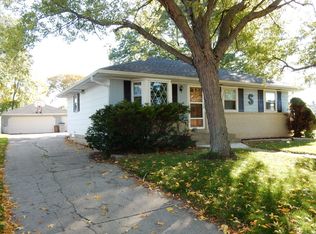 6140 S 15th Ct, Milwaukee, WI 53221
