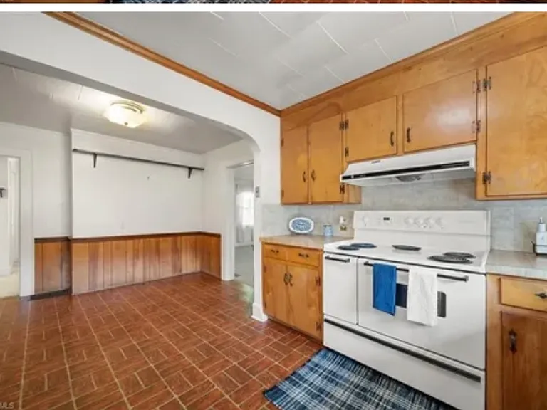 103 Southview Dr — Photo 12