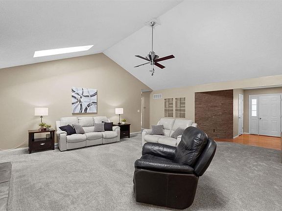 3rd image of 5134 Suson Way Ct