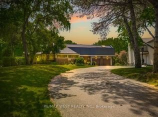 79 Edenvale Cres, Toronto, ON M9A 4A5