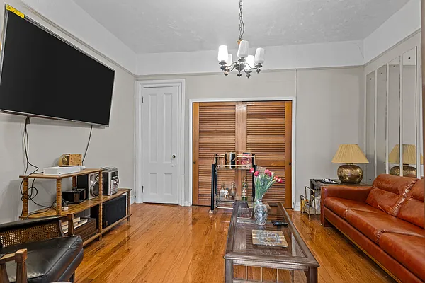 Sold by Jaymore Realty LLC | media 25