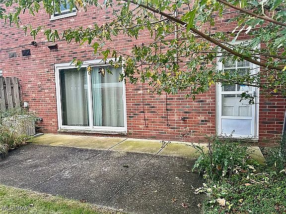 3rd image of 101 Chatham Way