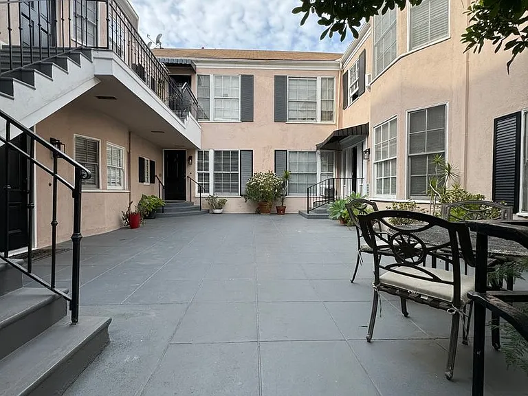 1401 Havenhurst Dr — Photo 3