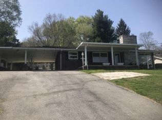 324 Ridgefields Rd, Kingsport, TN 37660