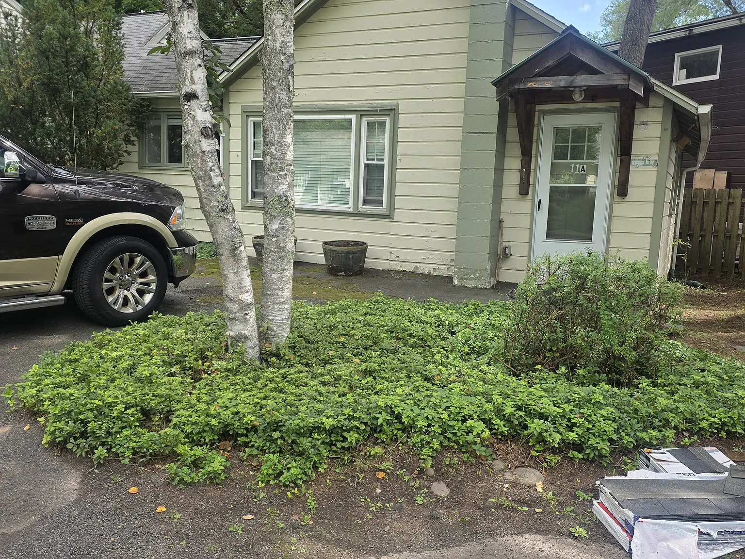 11A Wolven Ln — Photo 2