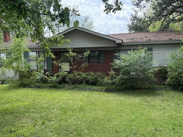 1522 Phillips Ct SW, Decatur, AL 35601