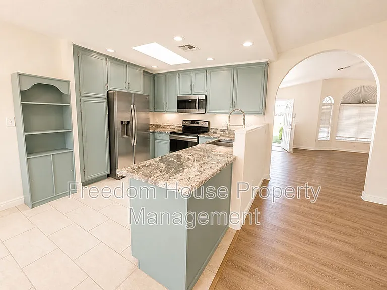 3066 Mount Charleston Dr — Photo 18