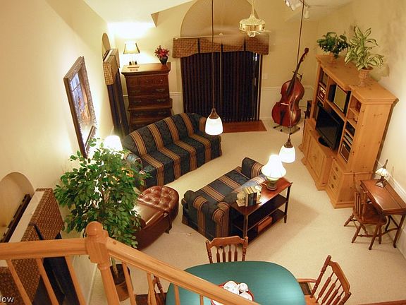 4th image of 8693 Foxwood Cir