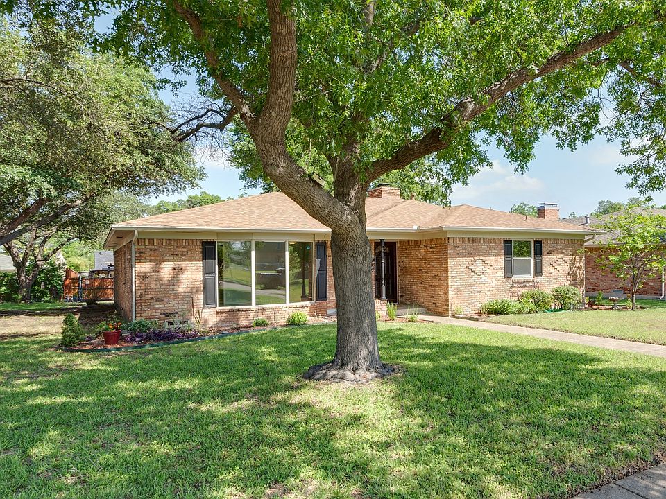 1st image of 8811 Forest Cliff Dr