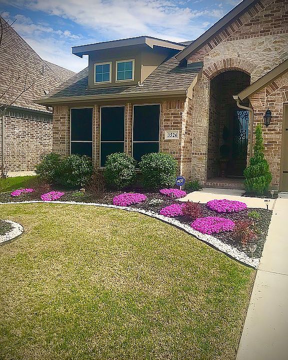1st image of 3526 Charleston Dr