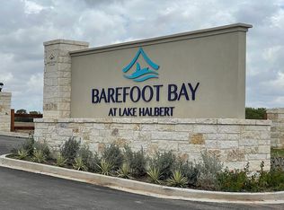 28 Barefoot Bay Lake Halbert Ave, Corsicana, TX 75151