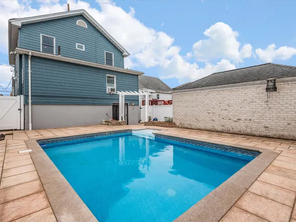 161-40 98th Street image 36 of 36