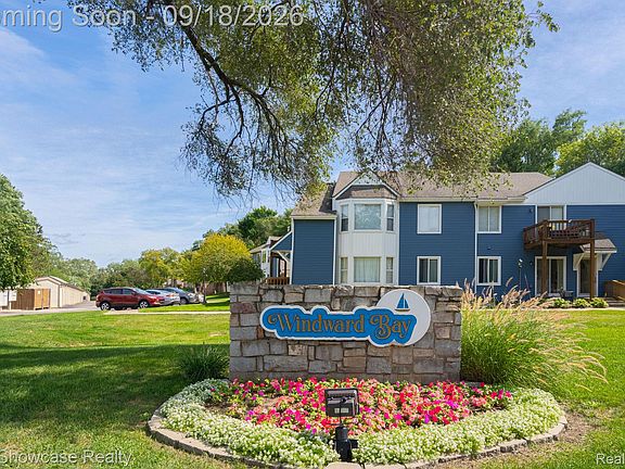4th image of 45000 Bayview Dr APT 1