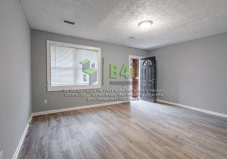 119 Ticknor Dr — Photo 3
