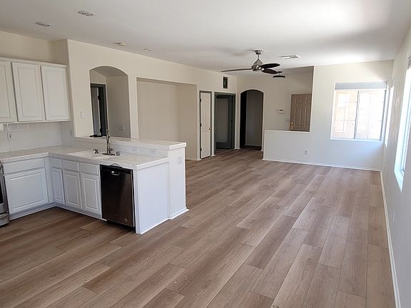5th image of 10201 Wood Work Ln