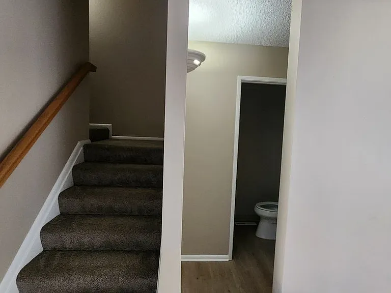 8712 Mariposa St — Photo 5
