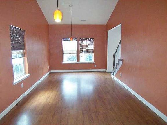 4th image of 2449 Rockwater Cir