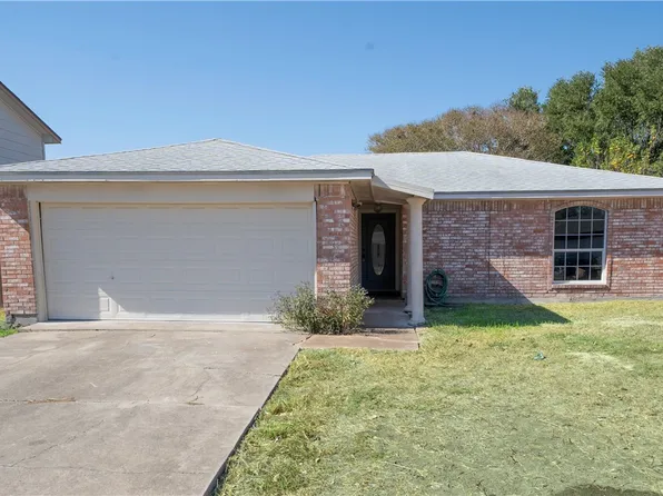 3721 N Creek Cir, Corpus Christi, TX 78410