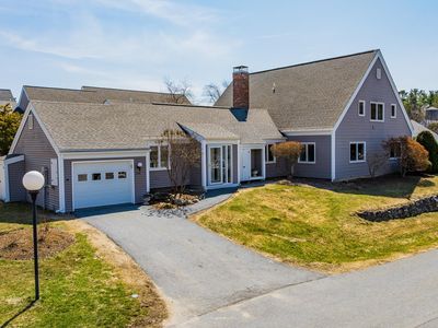 133 Hilltop Place, New London, NH, 03257