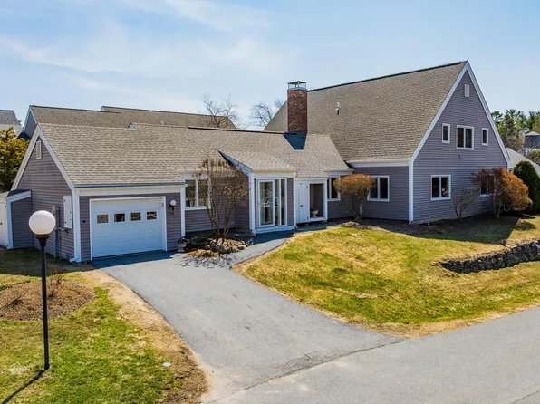 133 Hilltop Place, New London, NH 03257