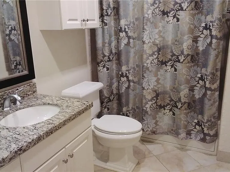 5076 Annunciation Cir #2206 — Photo 23