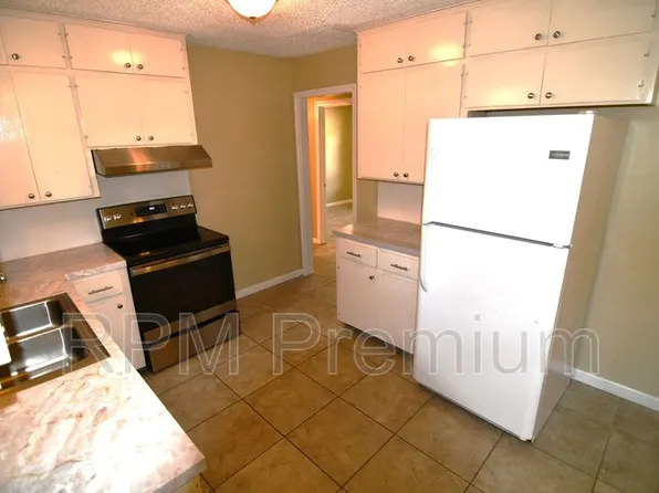 11535 Saint Lawrence Dr, Baton Rouge, LA 70811