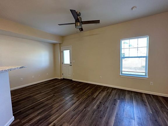 5th image of 2468 Flat Top Ln #2