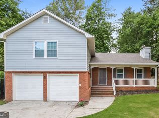 6007 Great Oaks Dr, Lithonia, GA 30058