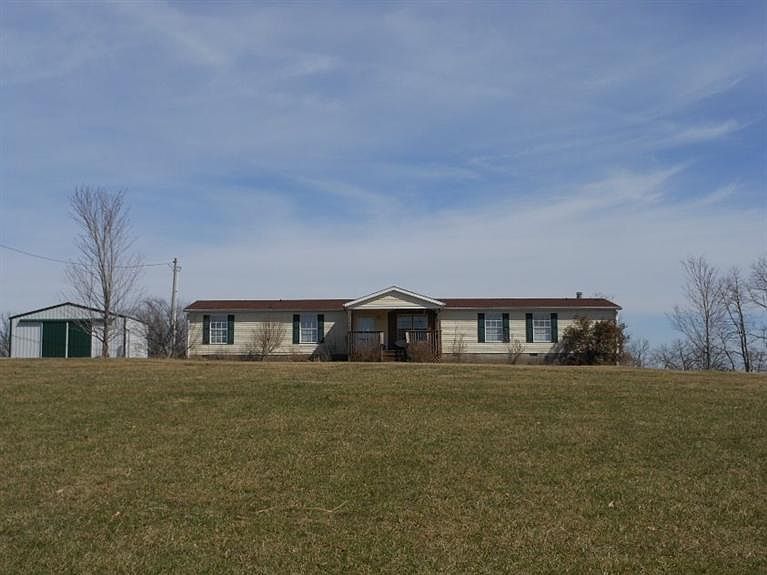2nd image of 1445 Cedar Rd