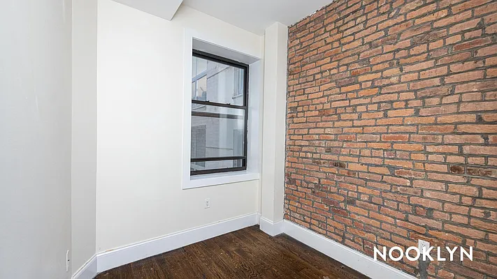 Rented by Nooklyn NYC LLC | media 13
