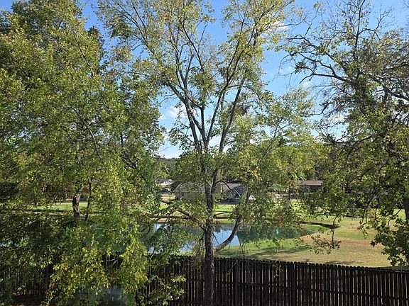 3rd image of 2806 Fairway Hamlet Ct