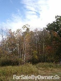 3rd image of 20 Lakeland Park Dr