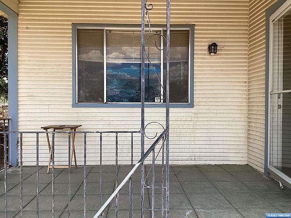 3rd image of 203 Romero Ave