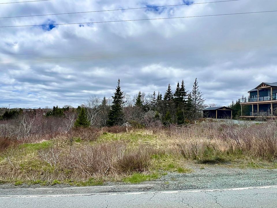 2nd image of 1615 Terence Bay Rd