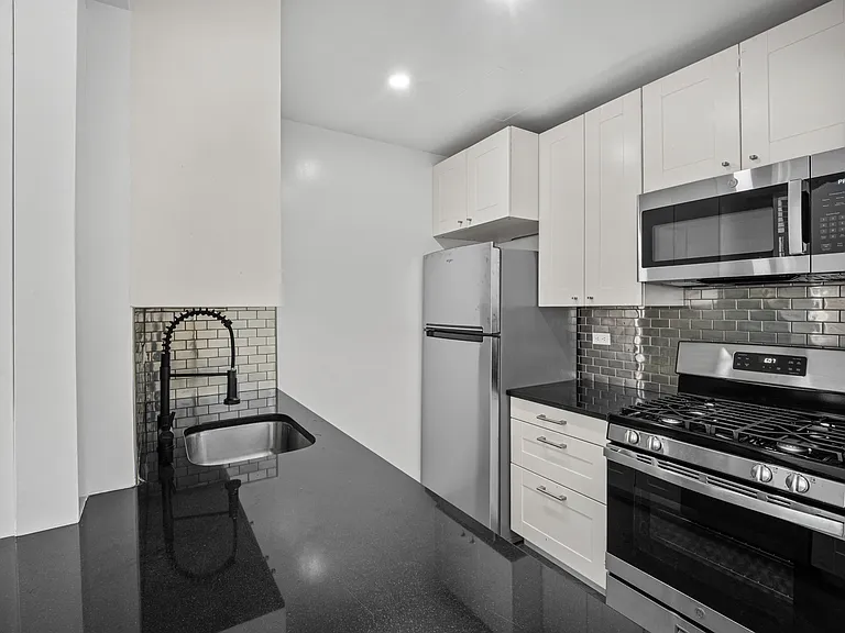 597 Grand Ave #1K — Photo 5